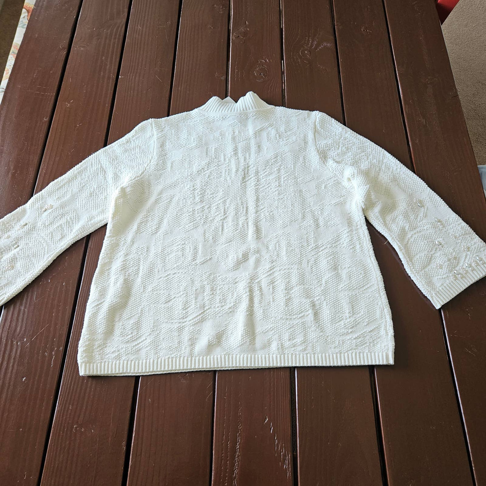 NWT Chico's Women's Embellished Mock Pullover Sweater. Size 3P/XL Petite‎ - Picture 5 of 10